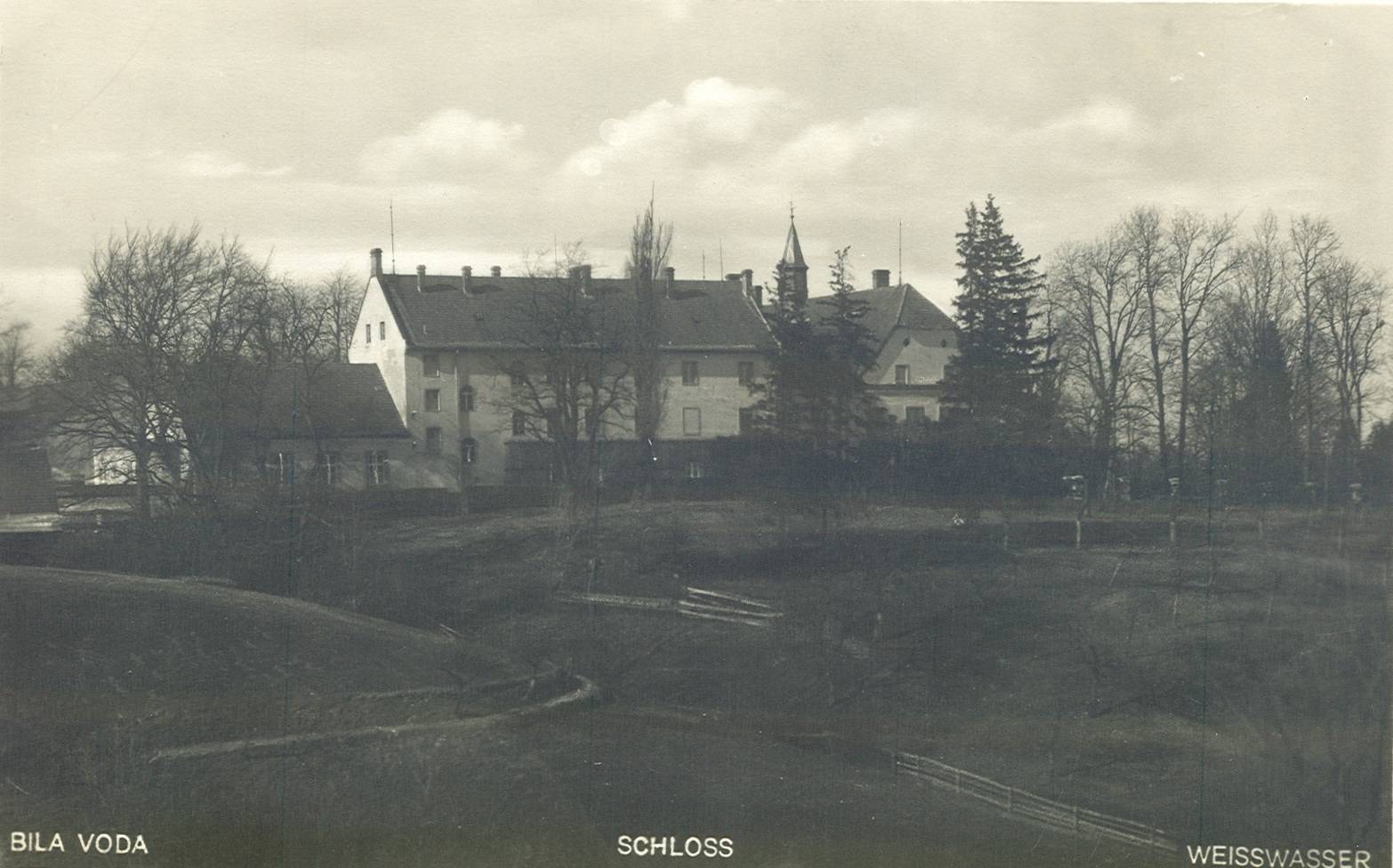 Zámek v roce 1931.