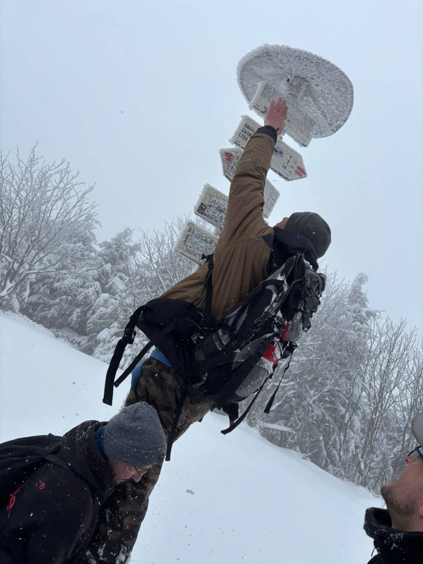 Společně na vrchol: Komunita Fénix zdolala Lysou horu